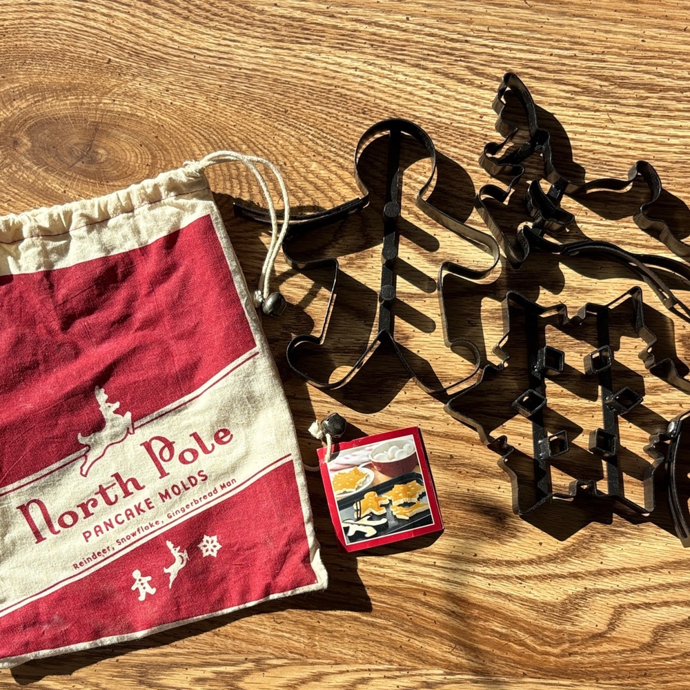 North Pole Pancake Molds Set